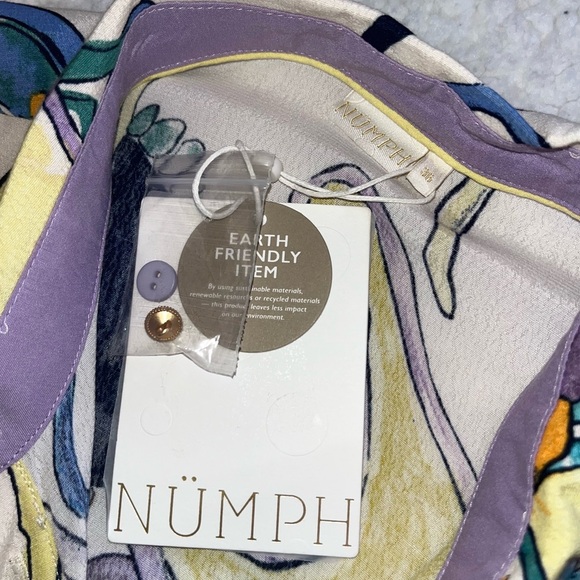NWT Numph Nuninna Shirt Abstract Print Blouse Size Small - Picture 6 of 7